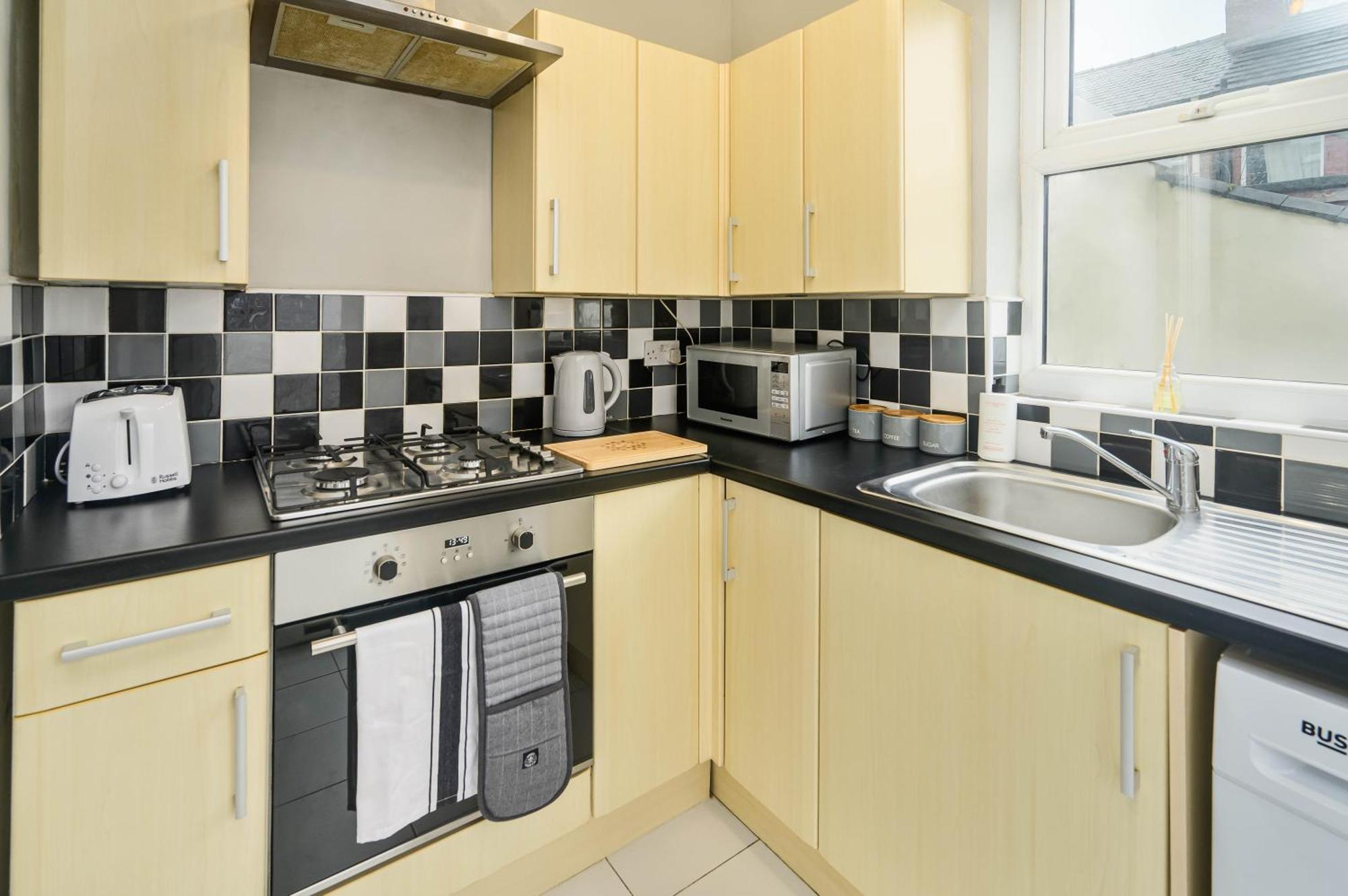 Holiday home Willow House - 2-bedroom House In Merseyside!
